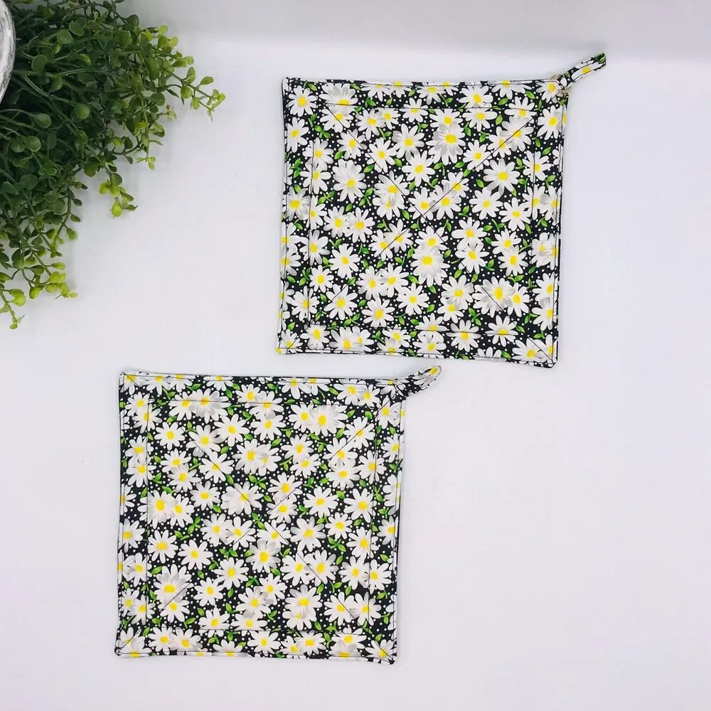 2 Square Potholders, Black and White Daisies, Cottage Core Kitchen 7x7 Inches